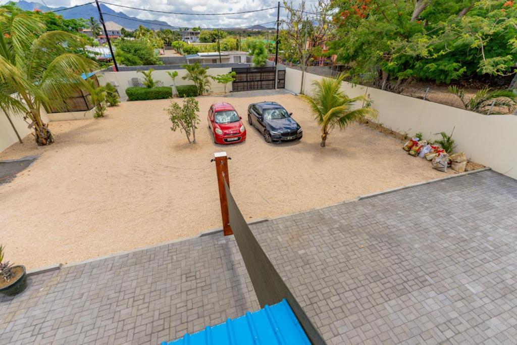 Stella Marris Beachfront Villa Pointe aux Sable Exterior photo